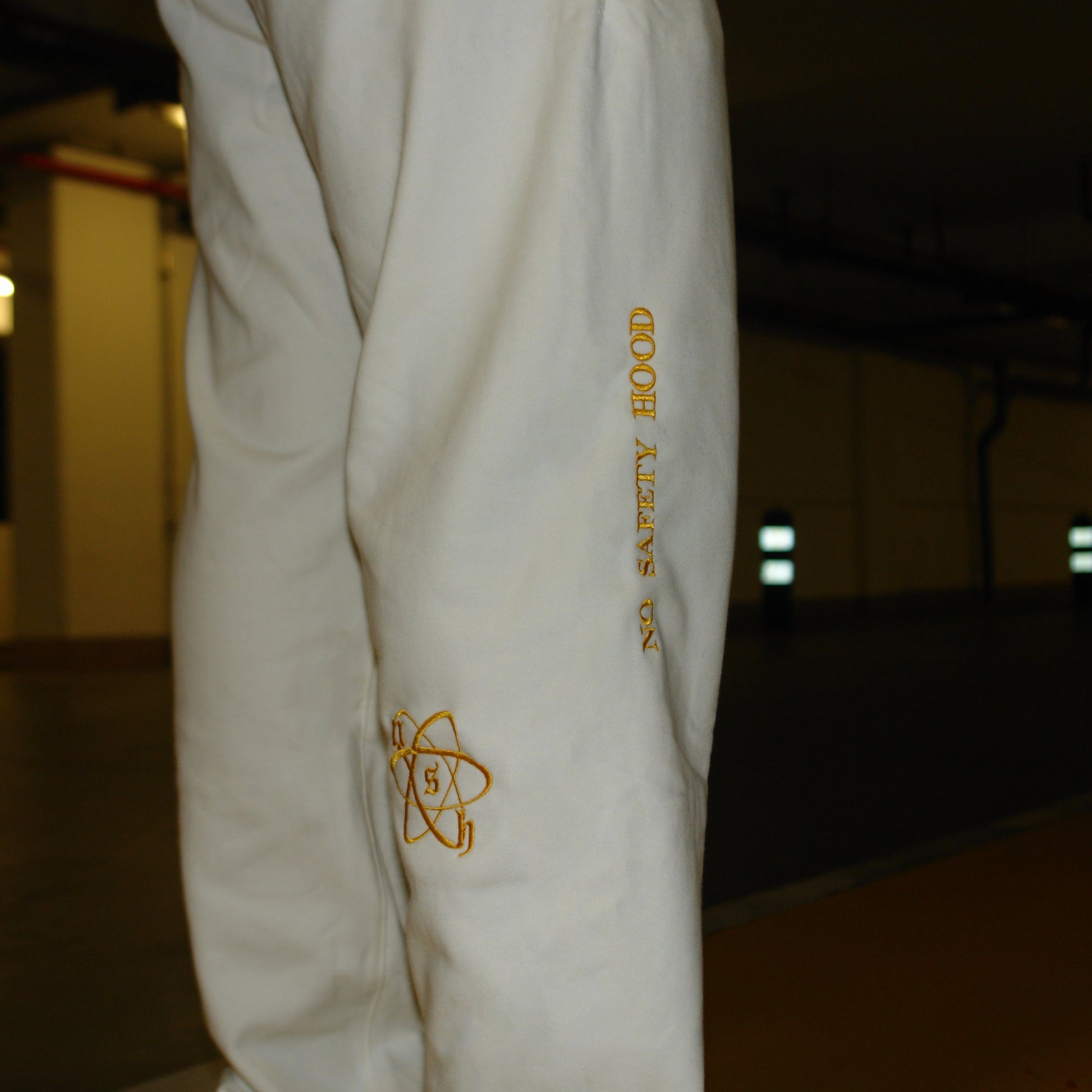 SAFETY PUFF PANTS WHITE-GOLD