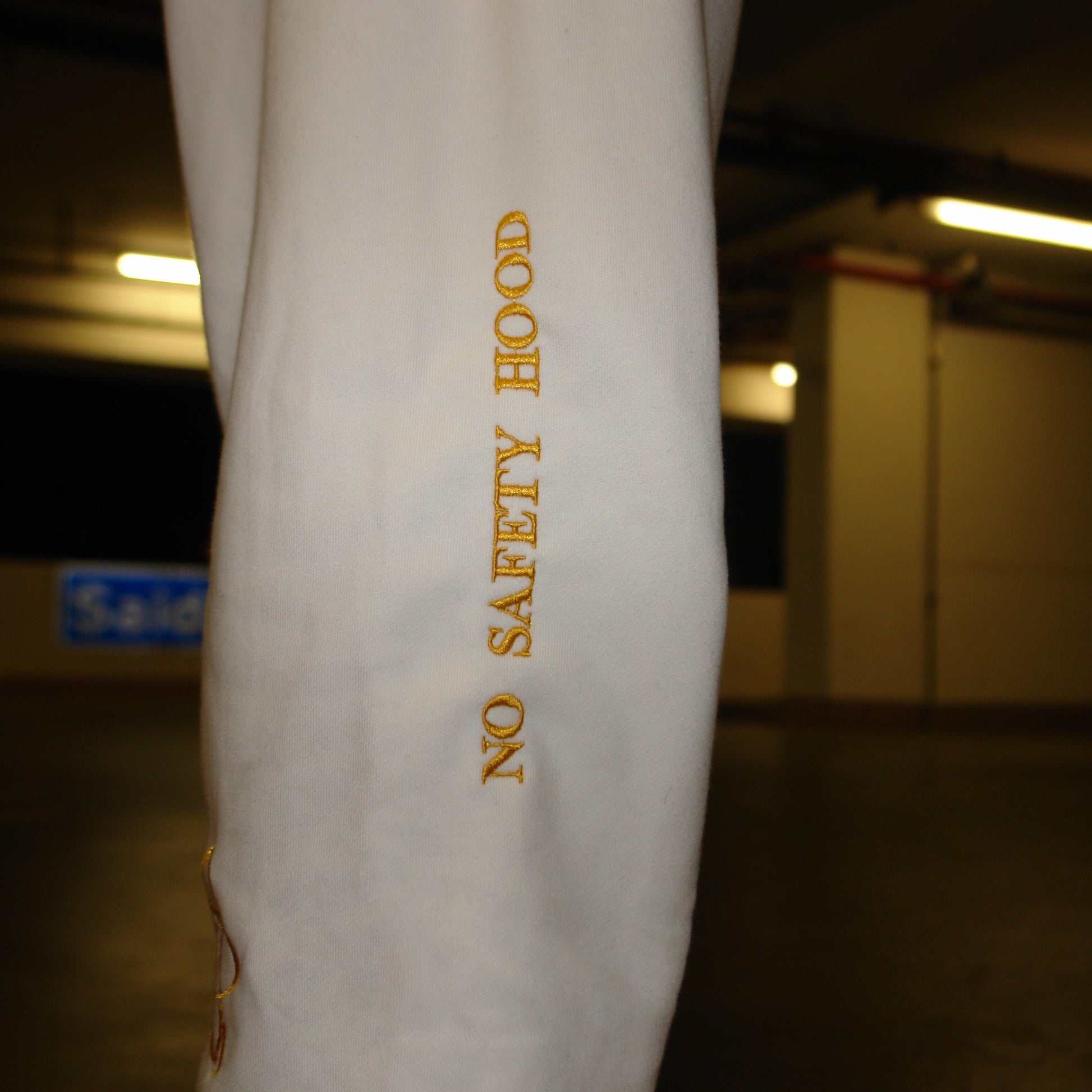 SAFETY PUFF PANTS WHITE-GOLD