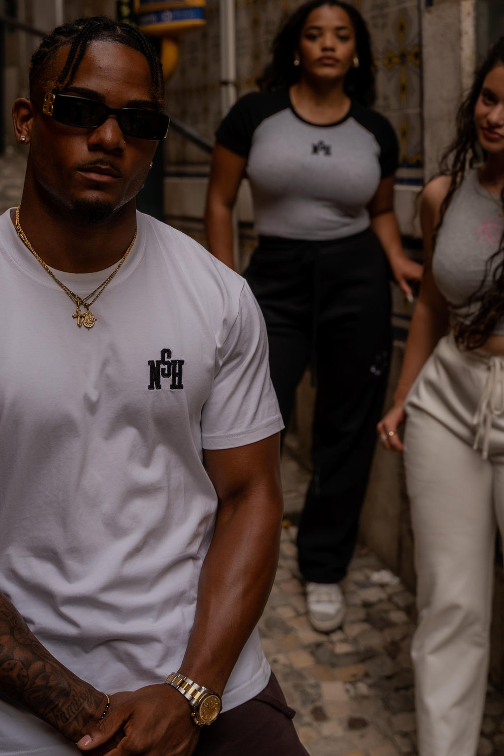 WHITE - BASIC T-SHIRT